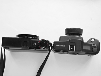 makina67（左）とGA645