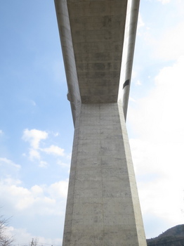 岡谷高架橋を撮影