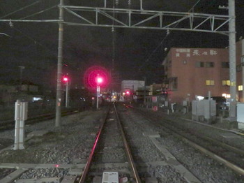 夜の飯田線を渡る