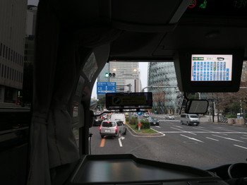 高速バスは名古屋駅前を通る