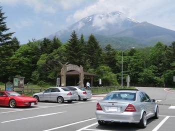 水ヶ塚パーキングから見る富士山