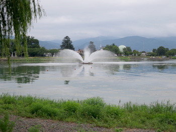 岡谷湖畔公園の噴水